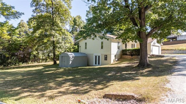1660 Valley Drive, High Ridge, MO 63049