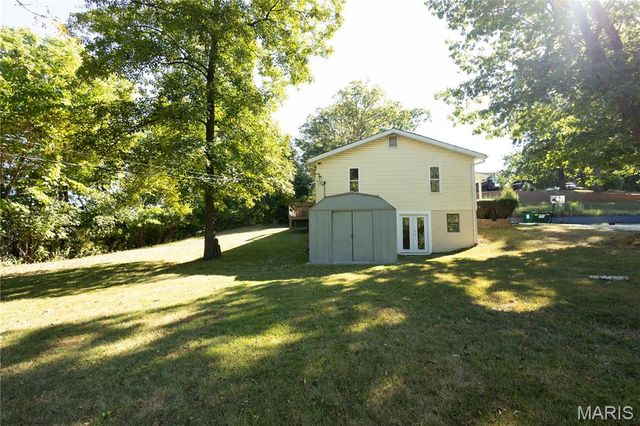 1660 Valley Drive, High Ridge, MO 63049