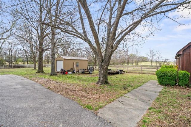 2051 SOLO RD, Covington, TN 38019