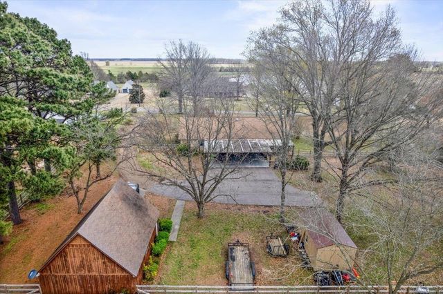 2051 SOLO RD, Covington, TN 38019