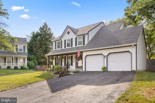 5835 STONE RIDGE DR, Centreville, VA 20120