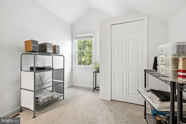 5835 STONE RIDGE DR, Centreville, VA 20120