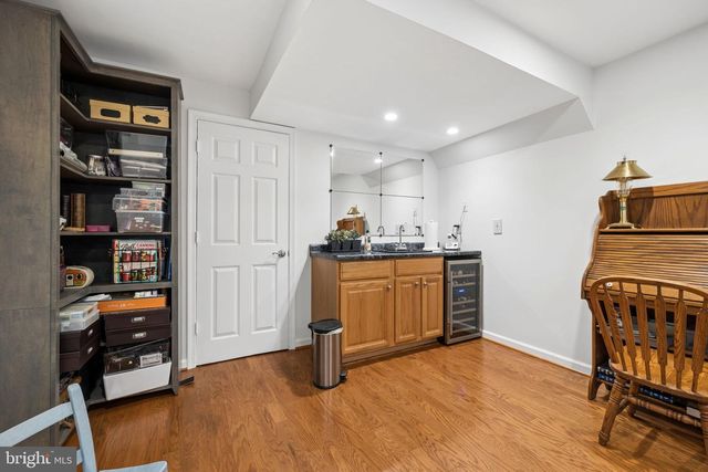 5835 STONE RIDGE DR, Centreville, VA 20120