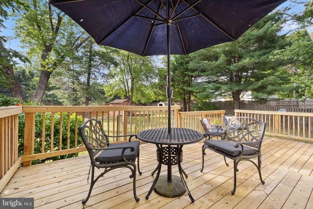 5835 STONE RIDGE DR, Centreville, VA 20120
