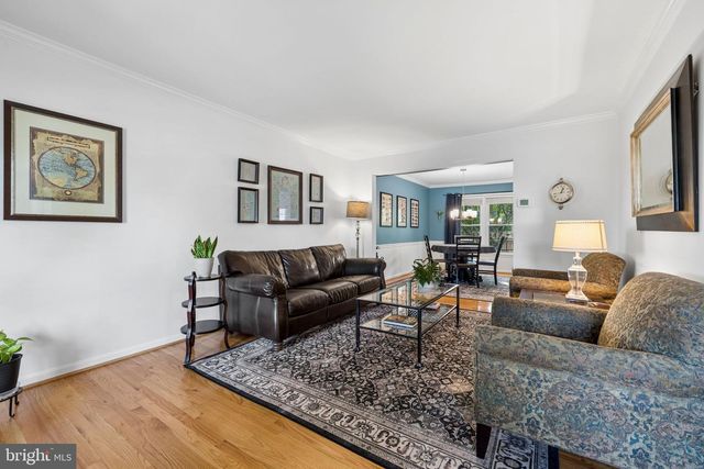 5835 STONE RIDGE DR, Centreville, VA 20120