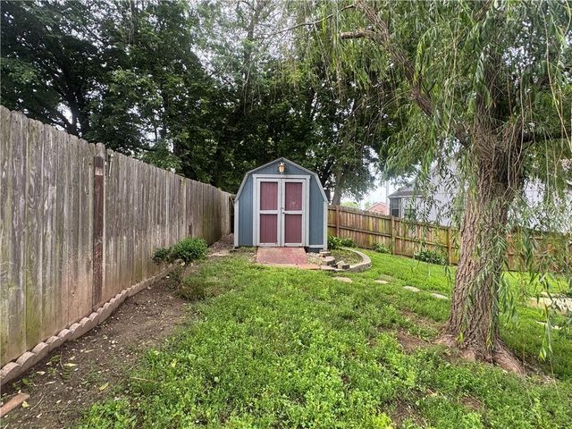 19309 E Lynchburg Place N, Independence, MO 64058