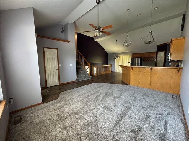 19309 E Lynchburg Place N, Independence, MO 64058