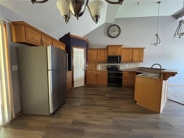 19309 E Lynchburg Place N, Independence, MO 64058