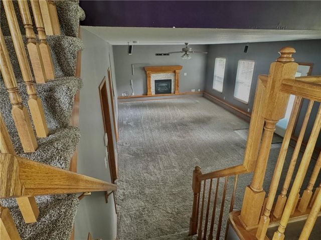 19309 E Lynchburg Place N, Independence, MO 64058