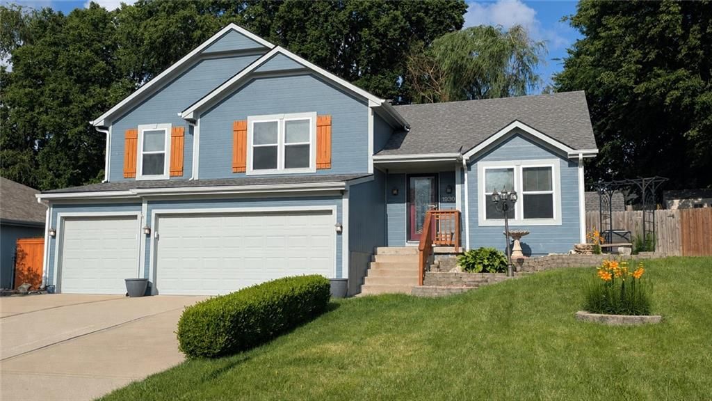 19309 E Lynchburg Place N, Independence, MO 64058