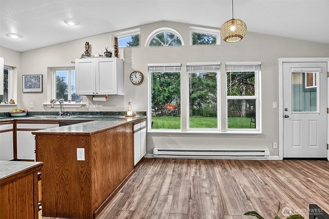 214 S Narwhal Loop SW, Ocean Shores, WA 98569