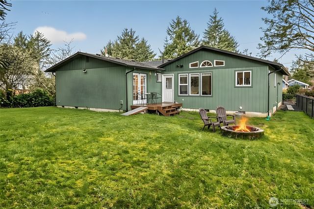 214 S Narwhal Loop SW, Ocean Shores, WA 98569