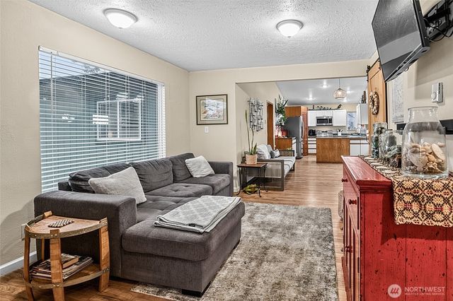 214 S Narwhal Loop SW, Ocean Shores, WA 98569