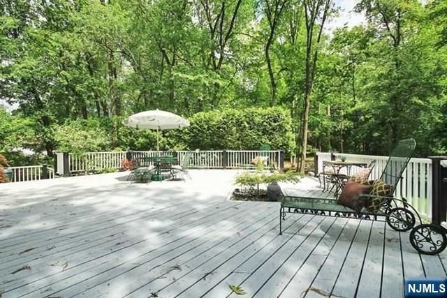 277 Maple Street, Haworth, NJ 07641