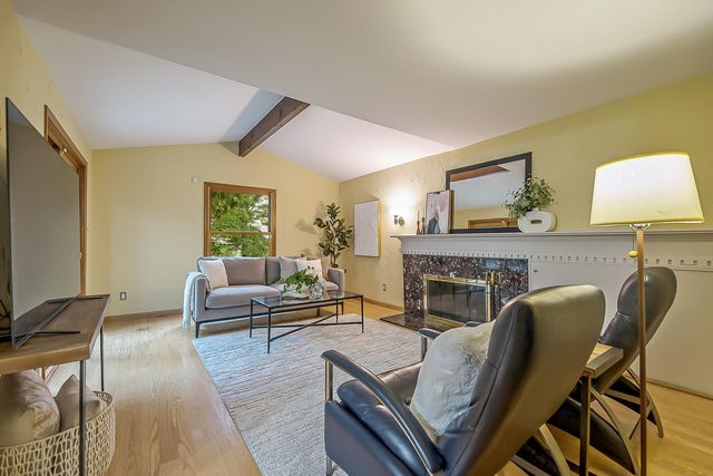 2764 Lowell Road, Ann Arbor, MI 48103