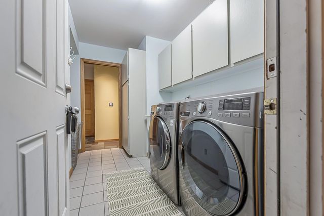 2764 Lowell Road, Ann Arbor, MI 48103