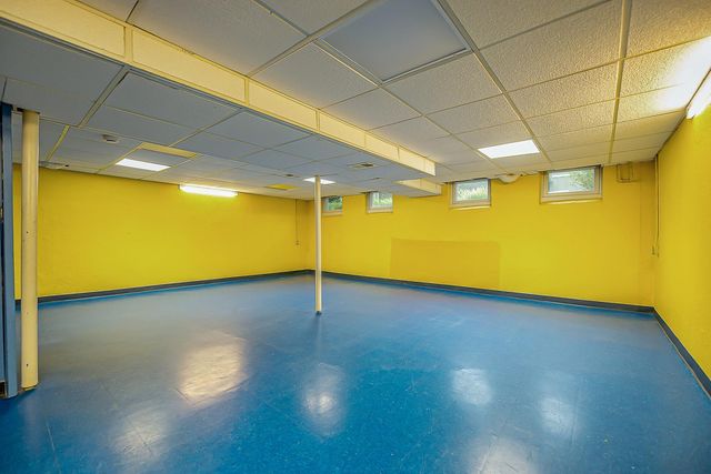 2764 Lowell Road, Ann Arbor, MI 48103
