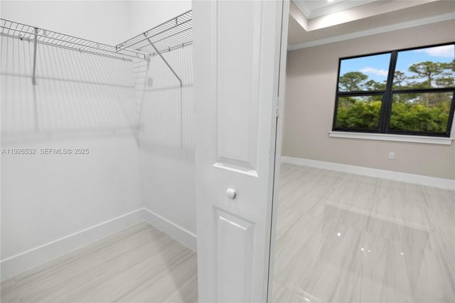 3587 SE 18th AVE, Naples, FL 34117