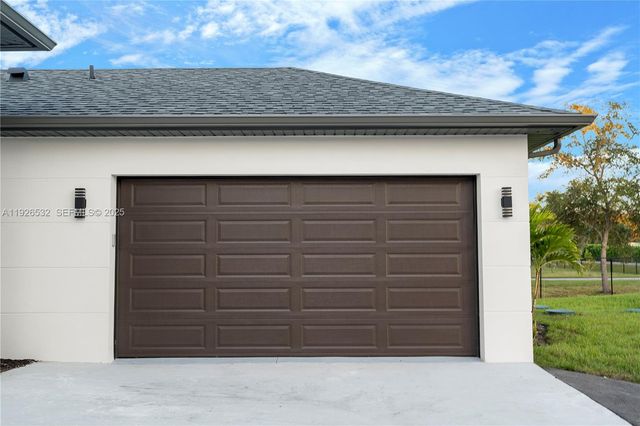 3587 SE 18th AVE, Naples, FL 34117