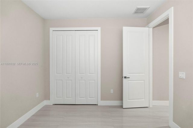 3587 SE 18th AVE, Naples, FL 34117