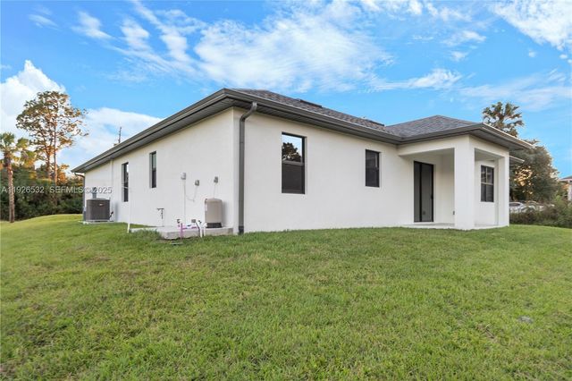3587 SE 18th AVE, Naples, FL 34117