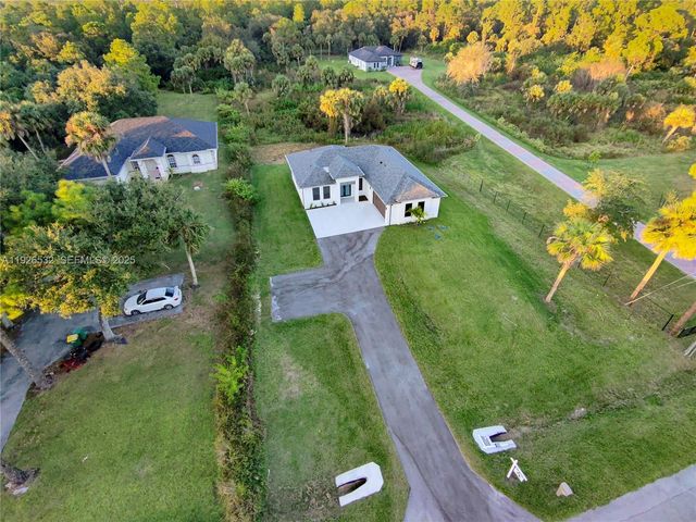 3587 SE 18th AVE, Naples, FL 34117