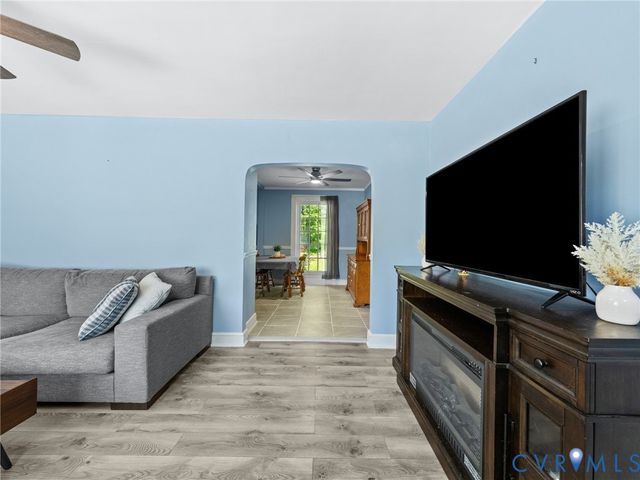 25006 River Rd, Dinwiddie, VA 23803