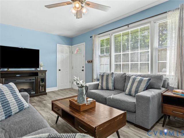 25006 River Rd, Dinwiddie, VA 23803