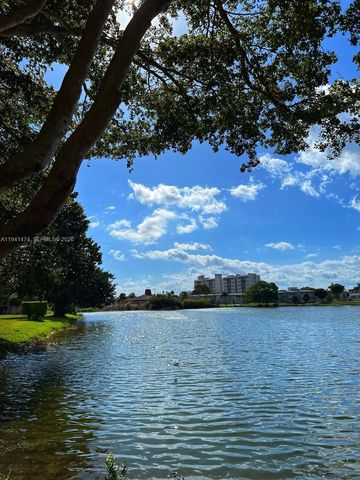 1670 NE 191st St 403-3, Miami, FL 33179