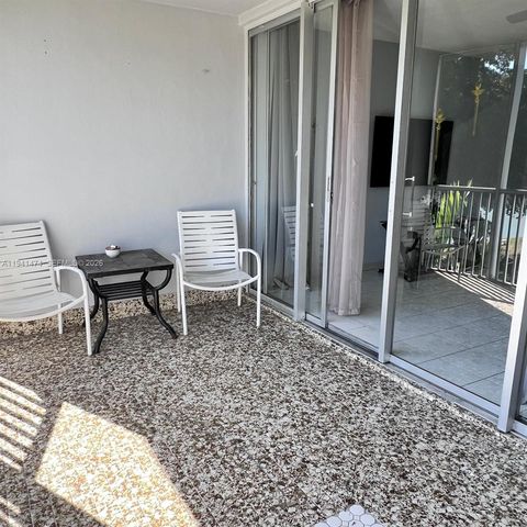 1670 NE 191st St 403-3, Miami, FL 33179