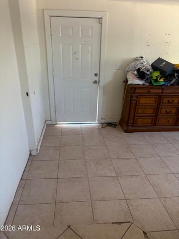 566 W PINKLEY Avenue, Coolidge, AZ 85128