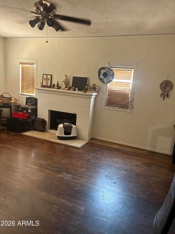 566 W PINKLEY Avenue, Coolidge, AZ 85128