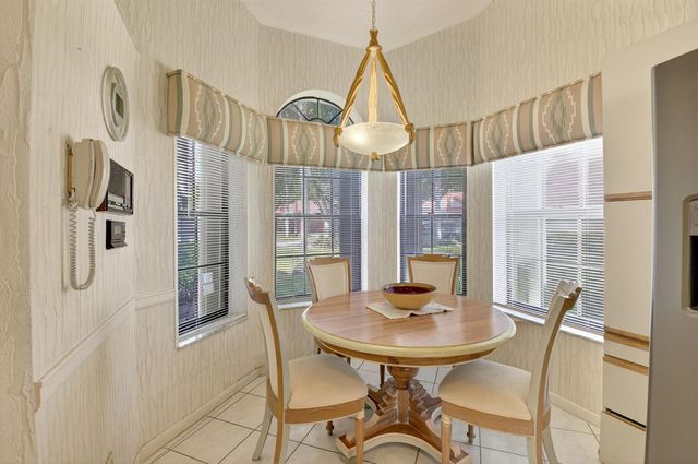 7972 Lexington Club Boulevard A, Delray Beach, FL 33446