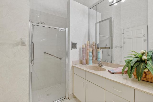 7972 Lexington Club Boulevard A, Delray Beach, FL 33446