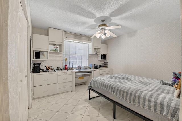 7972 Lexington Club Boulevard A, Delray Beach, FL 33446
