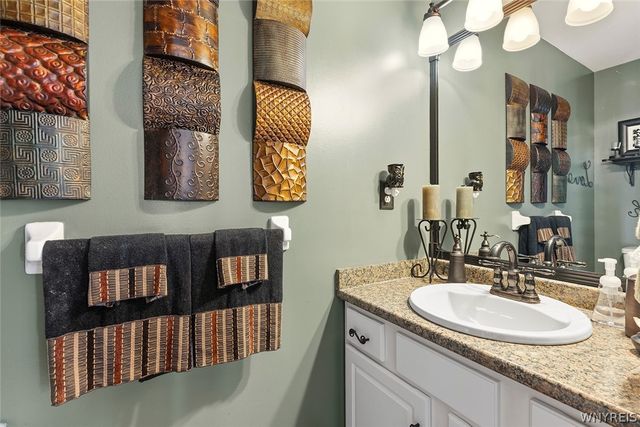 5 Wendtworth Court, Lancaster, NY 14086