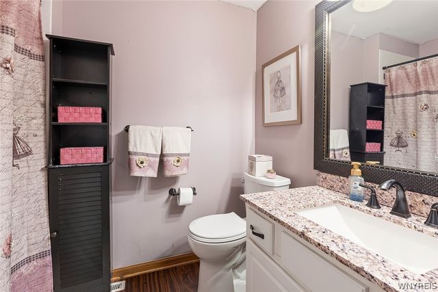 5 Wendtworth Court, Lancaster, NY 14086