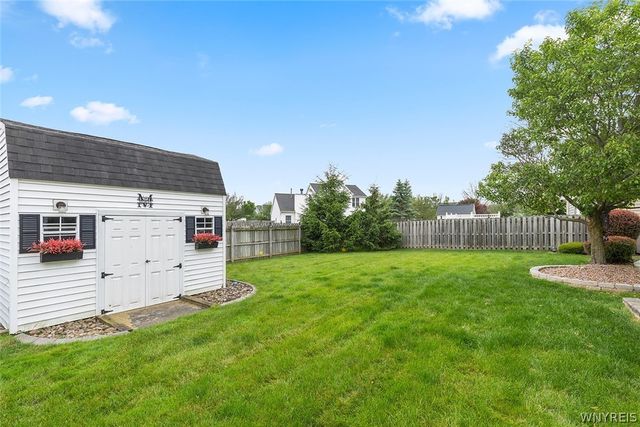 5 Wendtworth Court, Lancaster, NY 14086