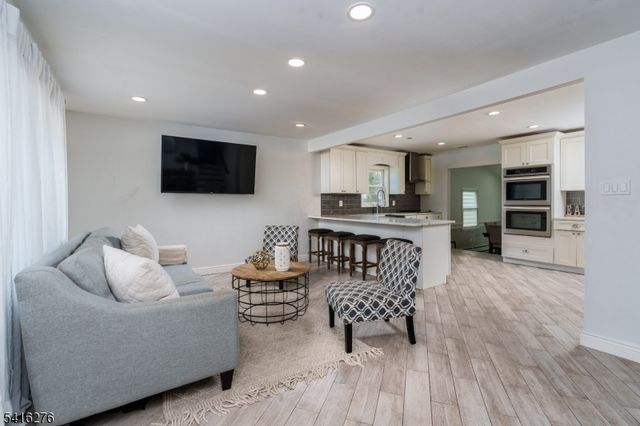 75 Longport Rd, Wayne Twp., NJ 07470