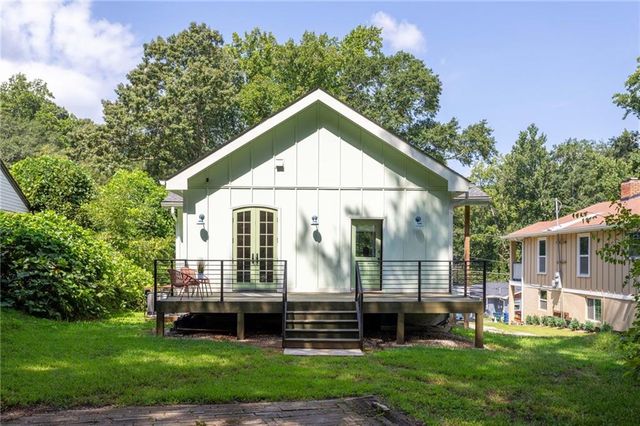 133 Arcadia Circle NW, Atlanta, GA 30314