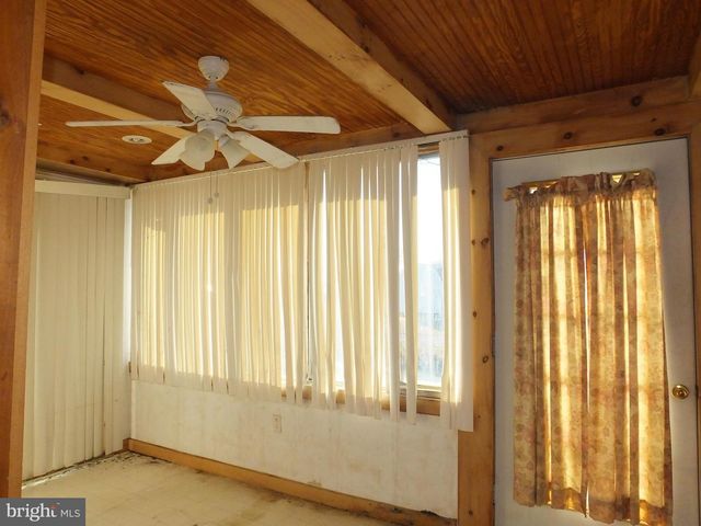 1213 HORSE POINT RD, Fishing Creek, MD 21634