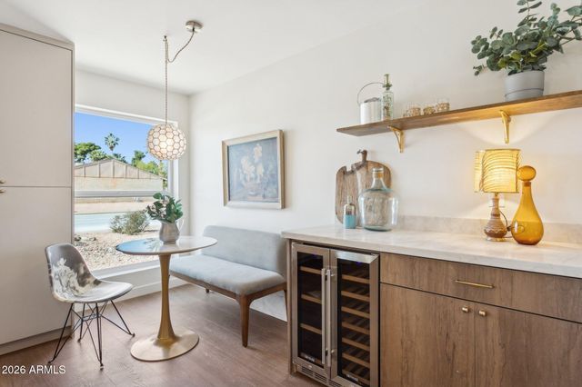 11049 N 44TH Street, Phoenix, AZ 85028