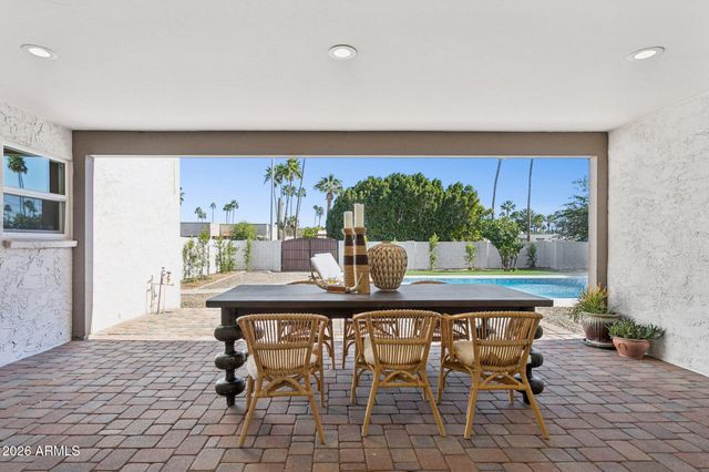 11049 N 44TH Street, Phoenix, AZ 85028