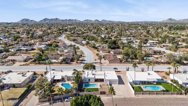 11049 N 44TH Street, Phoenix, AZ 85028