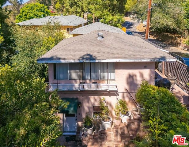 3525 N Knoll Drive, Los Angeles, CA 90068