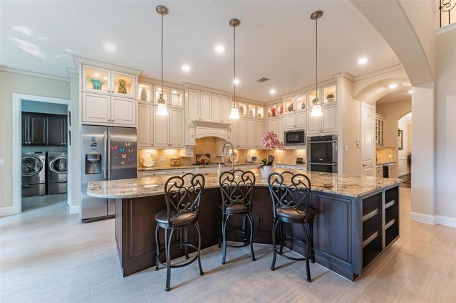 1006 Blossom Field Lane, Pinehurst, TX 77362