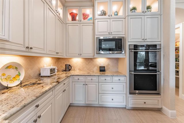 1006 Blossom Field Lane, Pinehurst, TX 77362