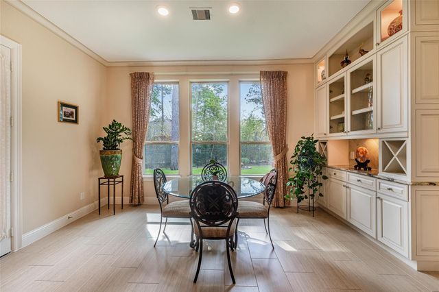 1006 Blossom Field Lane, Pinehurst, TX 77362