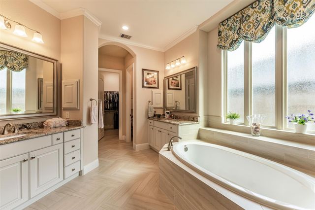 1006 Blossom Field Lane, Pinehurst, TX 77362