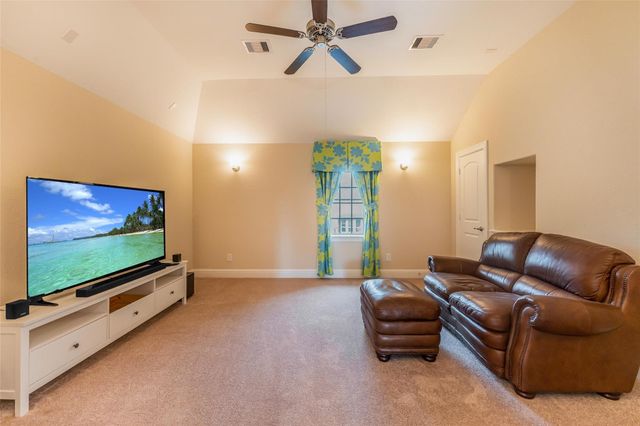 1006 Blossom Field Lane, Pinehurst, TX 77362